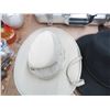 Image 2 : 4-Felt Mens Hats - 4 X $