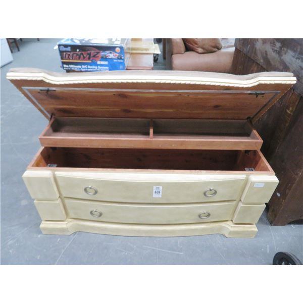 Cedar Tan Fabric Bench Top Trunk