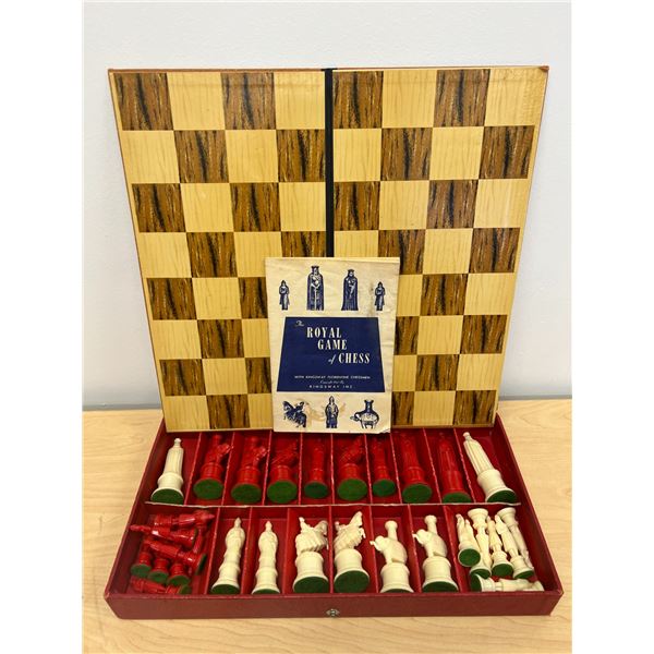 Vintage Kingsway Inc Chess Set w/ Replica 11th Century Florentine Chessmen