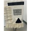 Image 2 : Nice Knit / Macrame Wall Hanging (approx: 30x18.5")