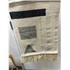Image 5 : Nice Knit / Macrame Wall Hanging (approx: 30x18.5")