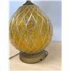 Image 4 : Vintage Plastic Spun "Spaghetti" Table Lamp - Works (approx: 14" tall) shade is rough