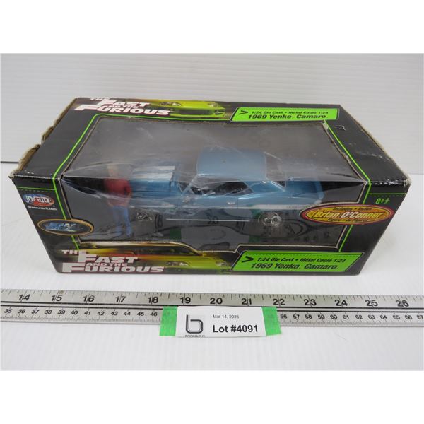 Fast & Furious Die Cast 1969 Camaro (1:24 scale - box is worn)