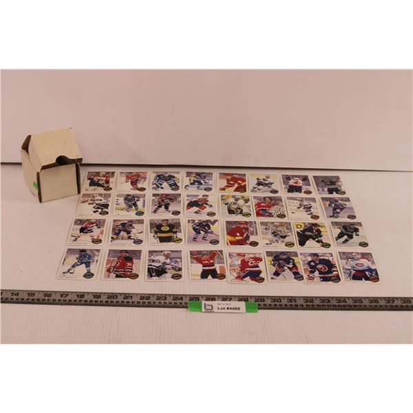 Box of 1993 OPC Premier Edition Hockey Cards