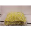 Image 2 : Yellow Chennille Bedspread