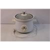 Image 2 : Everyday Essentials 2.0 Quart Slow Cooker (Working, Box is Damaged)