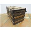 Image 2 : *Vintage Trunk (34" x 18 1/2" x 21")