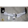 Image 1 : 2" TRAILER HITCH RECEIVER RATED TO 4500 LBS