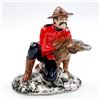 Image 1 : ROYAL CANADIAN MOUNTED POLICE AND DOG FIGURINE