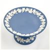 Image 2 : WEDGWOOD JASPERWARE BLUE PEDESTAL COMPOTE