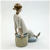 Image 3 : RETIRED PORCELAIN LLADRO - MOTHER’S SHOE FIGURINE