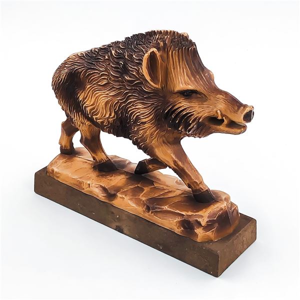 VINTAGE PLASTIC WILD BOAR WILD PIG ART SCULPTURE