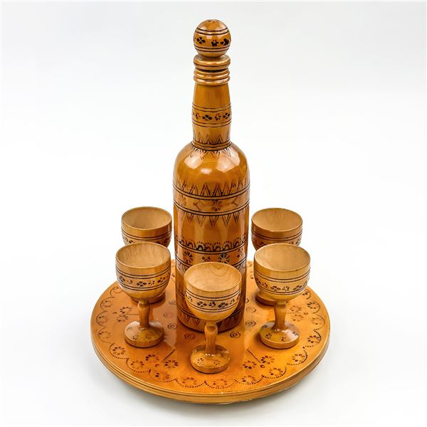 WOODEN BOTTLE & WINE GOBLETS SET - PYROGRAPHY