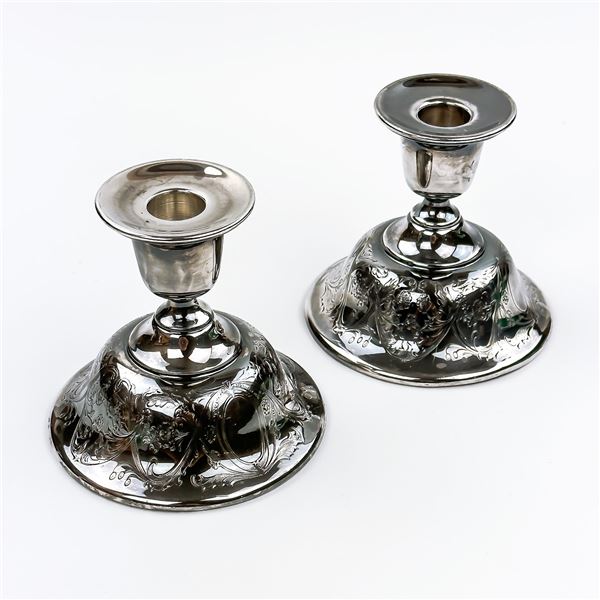 ORNATE SILVER PLATED WM ROGERS CANDLE HOLDER SET