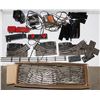 Image 1 : LARGE LOT OF MODEL TRAINS AND TRACK