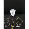 Image 1 : Misc Lot Of 9 Vintage Necklaces