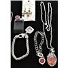 Image 5 : Collection of Misc. Jewelry