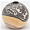 Image 2 : Laguna Incised Pottery Seed Jar by Garcia
