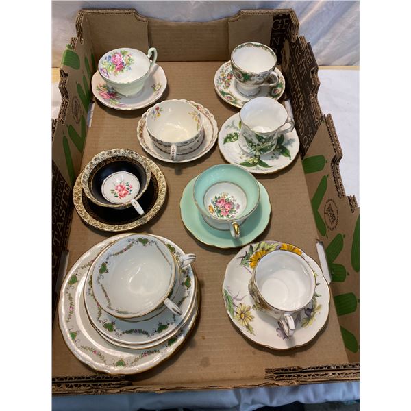 Assorted tea cups etc