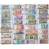 Image 1 : World Banknotes - Lot of 100 - #4