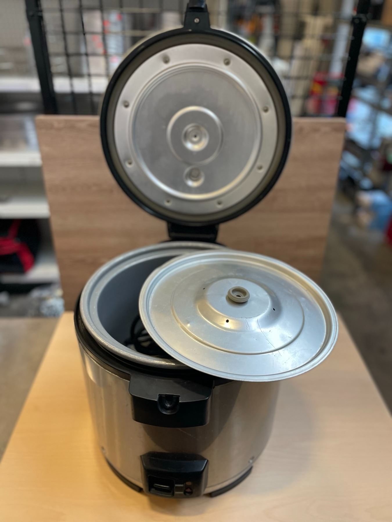 Tiger Rice Cooker/Warmer (as is) Model JNOA36U