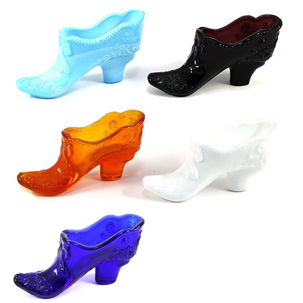 Lot of 5x Mosser Glass Company Glass Slippers with Bows and Decoration, All Different Colours. 5pcs