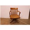 Image 1 : *Vintage The Kurg Furniture Co. Wooden Office Chair