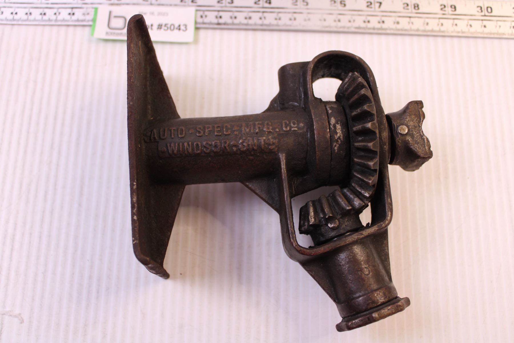 Vintage Auto Spec. MFG. Co Jack w/ Handle (Winsor Ont.) Bodnarus