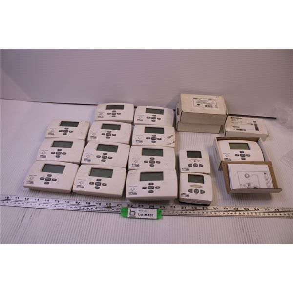 (16) Heatlink Floor Heat Thermostats (3 are NIB)