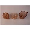 Image 4 : (3) Vintage Glass Cups (One Has Chips)