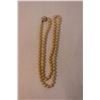Image 2 : Vintage Purse and Pearl Clasp Necklace - Made in Hong Kong, 1960s (Clasp is Missing)