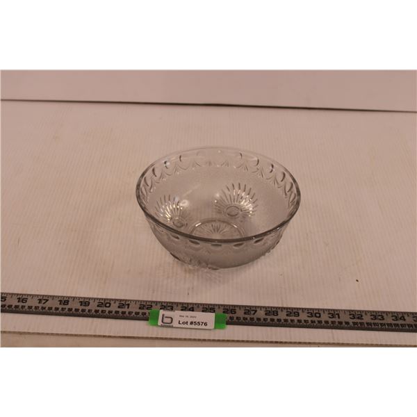 Canadian Pressed Glass Nugget Patterned Bowl (Has Minor Chip)