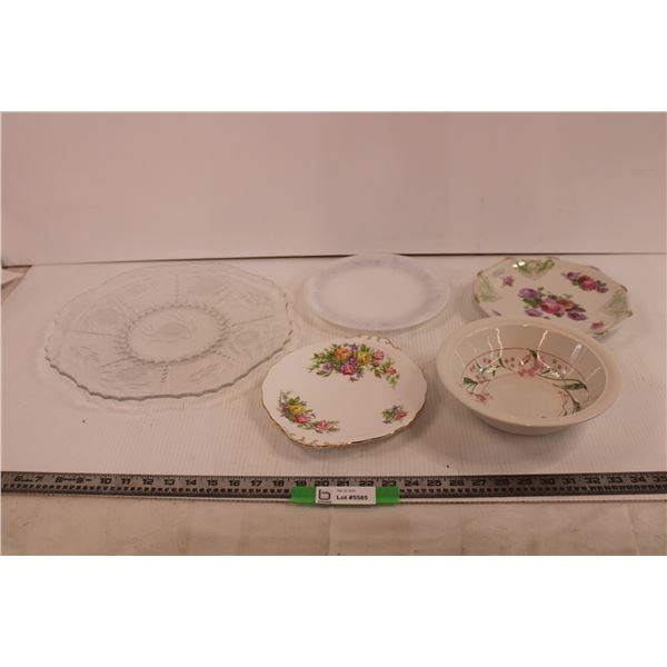 (5) Assorted Serving Dishes