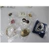 Image 2 : Assorted Costume Jewelry (21 Items)