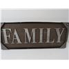 Image 2 : Family Sign - Garden Tool