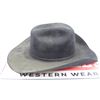 Image 2 : Cowboy Hat in Lammes Western Wear Hat Box (dirty - size 7 1/8")