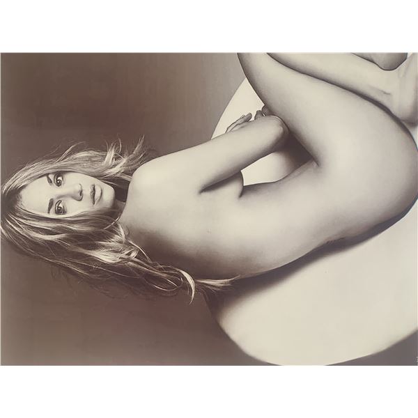 Kaley Cuoco unsigned photo