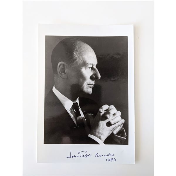 Sir Arthur John Gielgud signed photo