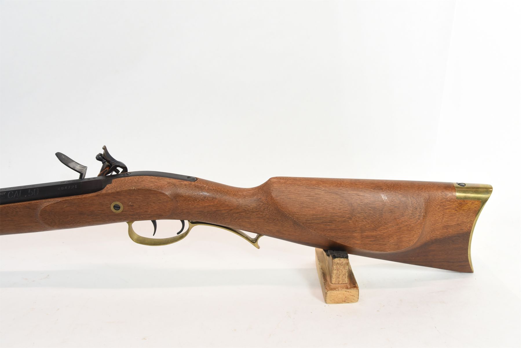 Investarm Model Hawken Rifle Reproduction Flint Lock Rifle ...