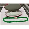 Image 2 : SPINACH GREEN JADEITE NECKLACE IN CASE