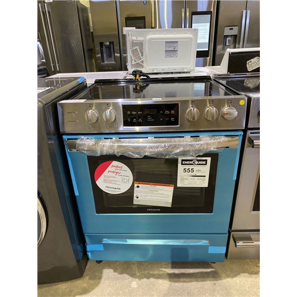 FRIGIDAIRE STAINLESS STEEL GLASS TOP 4 BURNER 1 WARMER ELECTRIC STOVE WITH CONVECTION OVEN (NO