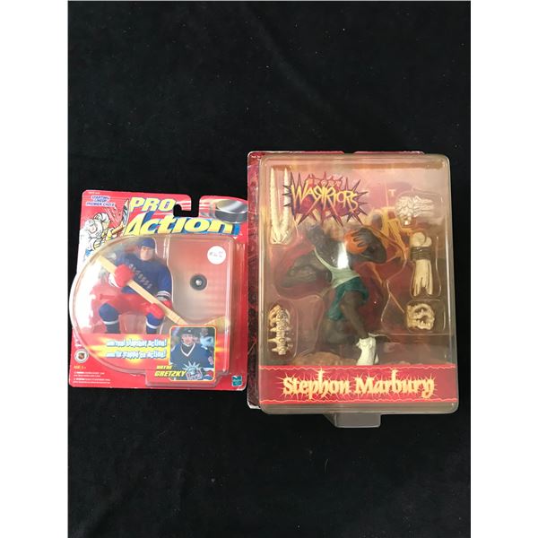 LOT OF SPORTS FIGURES (HOCKEY/BASKETBALL)