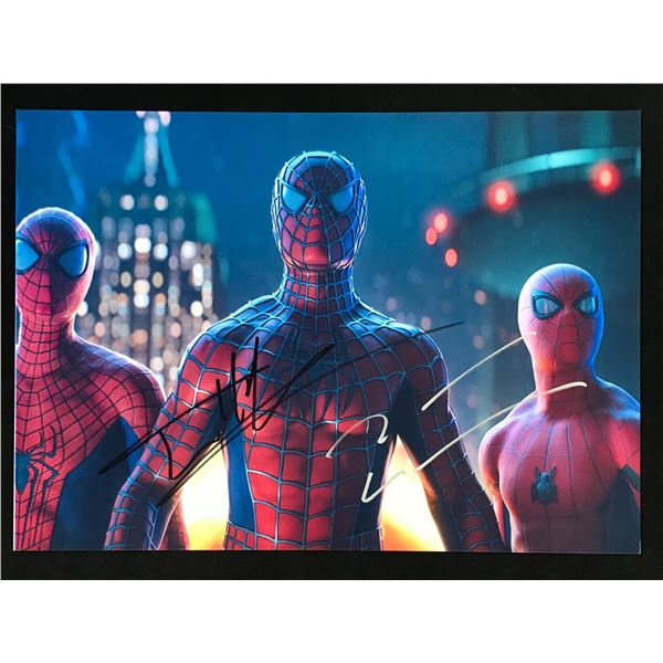 TOM HOLLAND/TOBEY MAGUIRE SIGNED SPIDER-MAN 8 X 10 (RA COA)