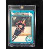 Image 2 : 1979-80 OPC WAYNE GRETZKY NO. 18 ROOKIE CARD (BLUE LINES)