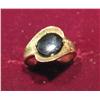 Image 1 : 1305. Ladies 10K Gold Ring With Black Onyx Setting.