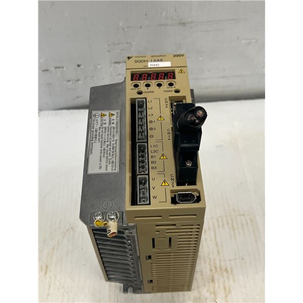 Yaskawa #SGDH-10AE Servopack Drive