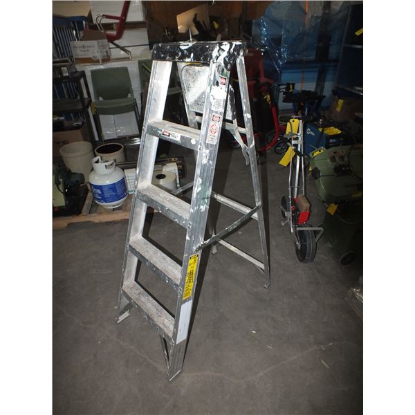 5ft Step Ladder