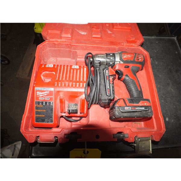 Milwaukee Drill Kit