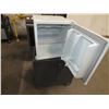 Image 2 : Mini Fridge & Wooden Stand On Wheels