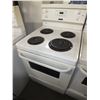 Image 1 : Frigidaire Apartment Sized Stove